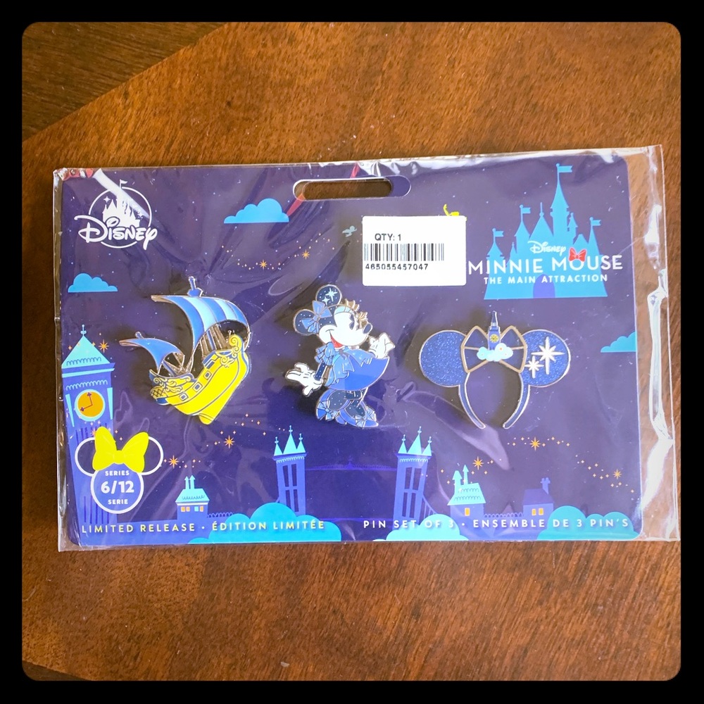 Minnie Main Attraction Peter Pan Pins
